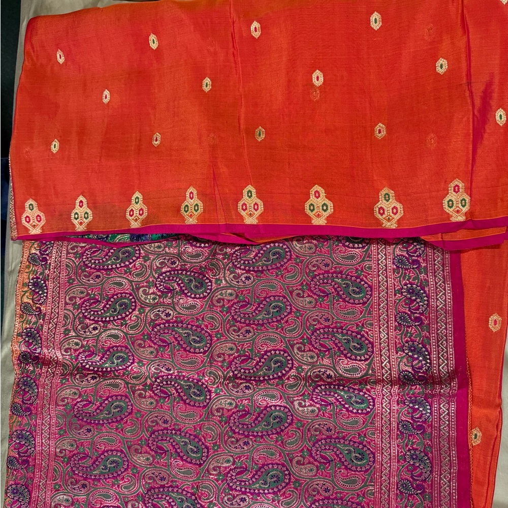 Vibrant orange and Magenta Paisley Saree